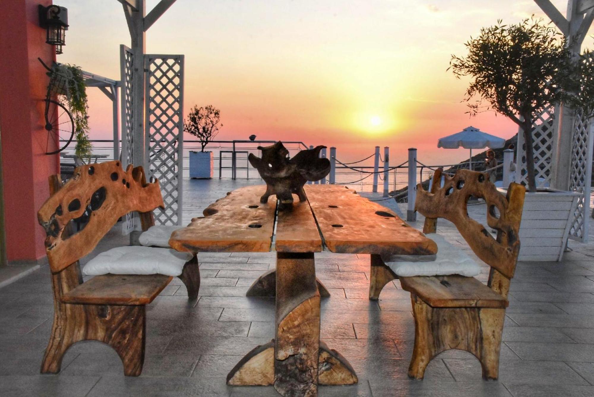 Petani Bay Hotel - Adults Only Vóvikes Zewnętrze zdjęcie