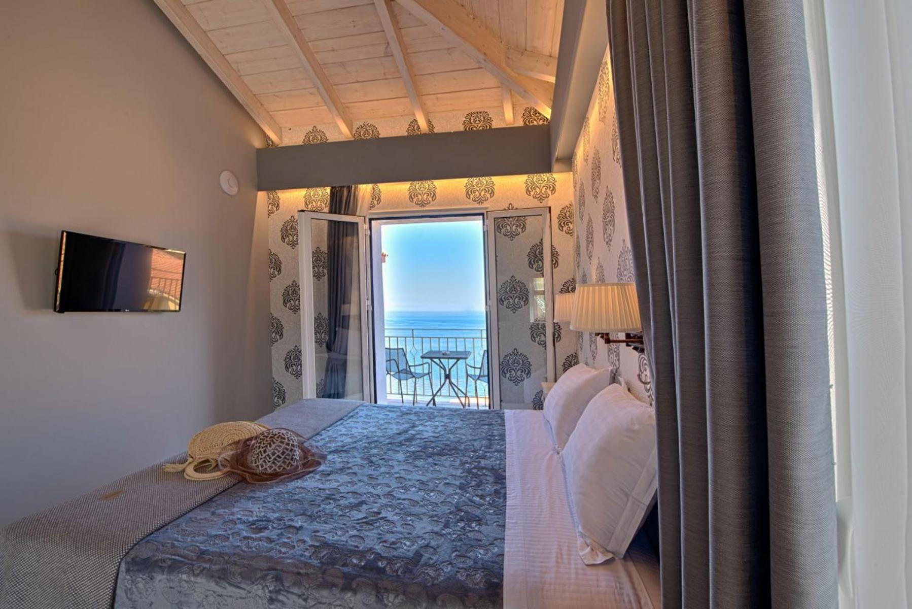 Petani Bay Hotel - Adults Only Vóvikes Zewnętrze zdjęcie